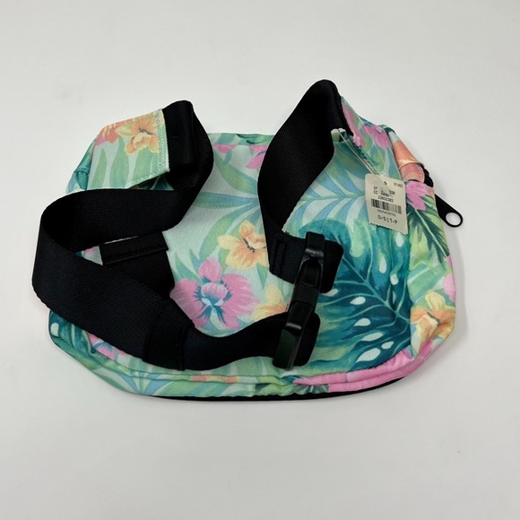 🔥VS PINK Tropical Floral Palm Leaf Fanny Pack - Picture 10 of 12